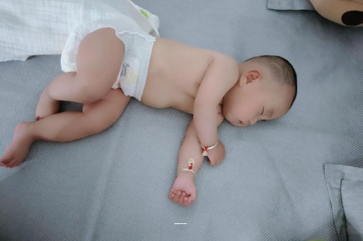 偃师五个月宝宝体重